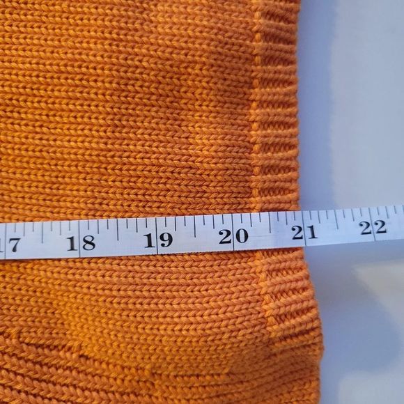 New***Chandail Tangerine Tank size small - Picture 7 of 7